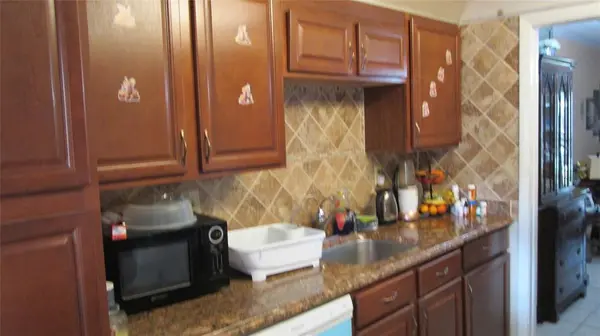 Lauderdale Lakes, FL 33313,3001 NW 48th Ave #237