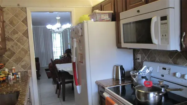 Lauderdale Lakes, FL 33313,3001 NW 48th Ave #237