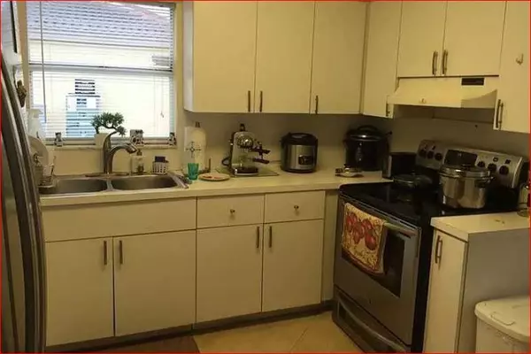 Miami, FL 33173,10975 SW 72nd Ter