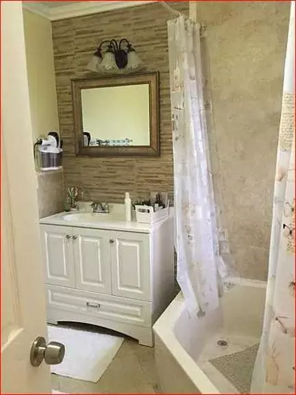 Miami, FL 33173,10975 SW 72nd Ter