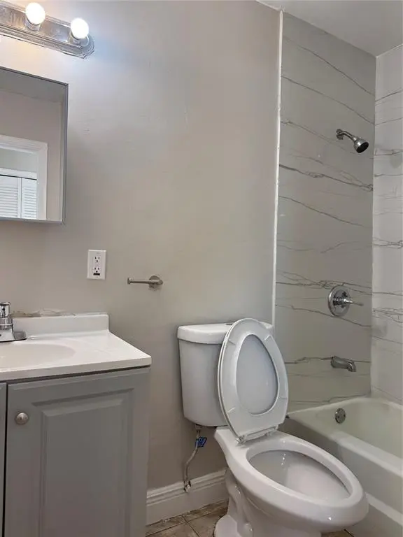 Lauderhill, FL 33313,1700 NW 52nd Ave #1