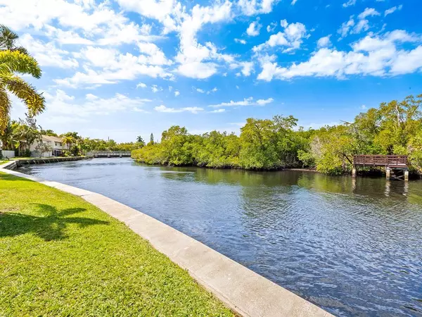 Fort Lauderdale, FL 33305,1989 NE 15th Ave #1989