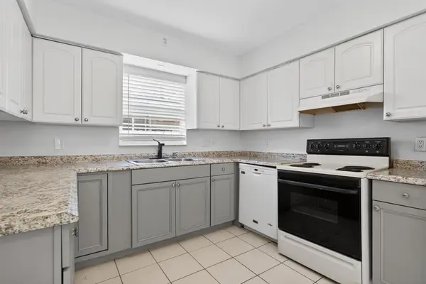 536 SE 20th Ave #1, Deerfield Beach, FL 33441