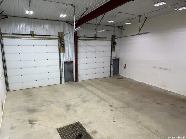 Moose Jaw, SK S6H 4Y4,822 Snyder ROAD #4/5