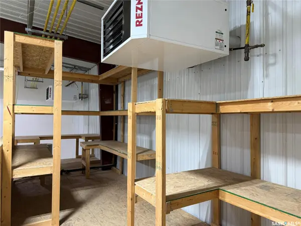 Moose Jaw, SK S6H 4Y4,822 Snyder ROAD #4/5