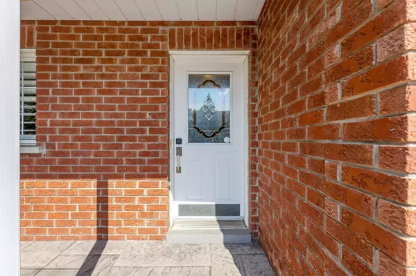 Milton, ON L9T 5X4,331 Centennial Forest DR