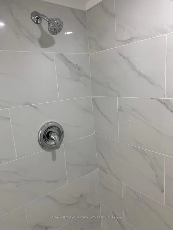 Oakville, ON L6M 2V7,1450 Glen Abbey Gate #1011