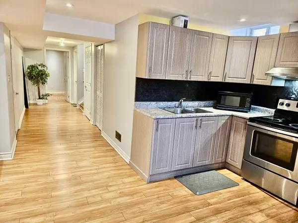 Mississauga, ON L5M 7K6,3366 Covent CRES