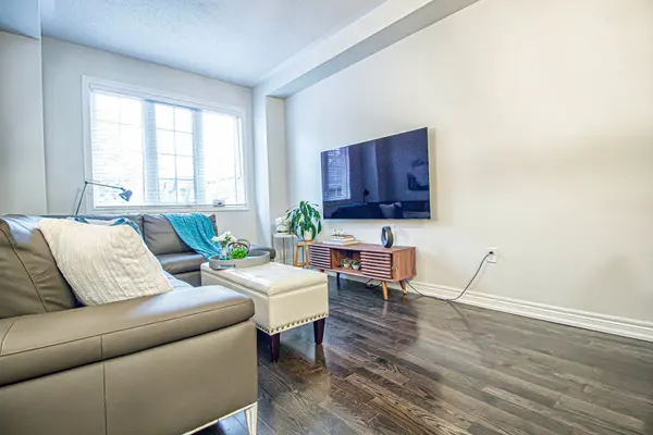 Mississauga, ON L5V 0E1,1358 Granrock CRES