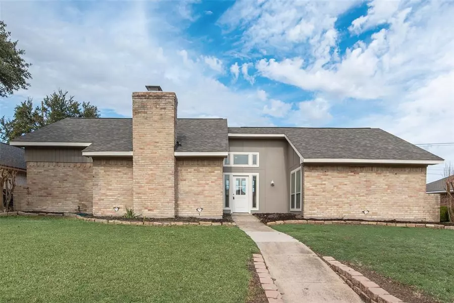 1605 Copper Creek Drive, Plano, TX 75075