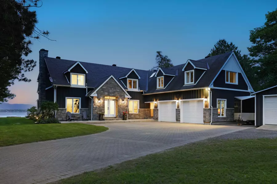 164 Bayview DR, Constance Bay - Dunrobin - Kilmaurs - Woodlawn, ON K0A 3M0