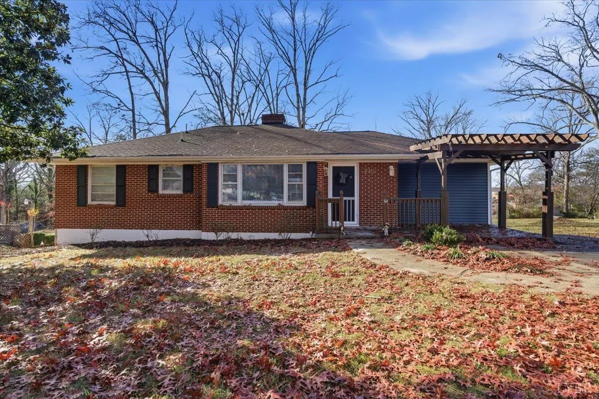 Lynchburg, VA 24502,230 george ST