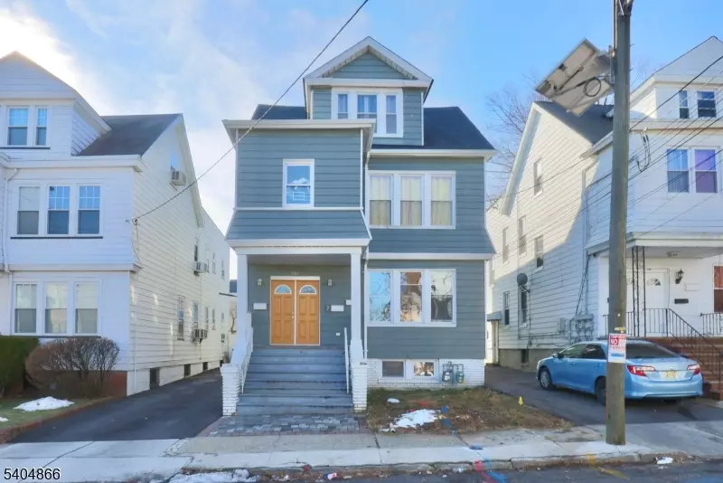 Hillside Twp., NJ 07205,286 Williamson Ave #1