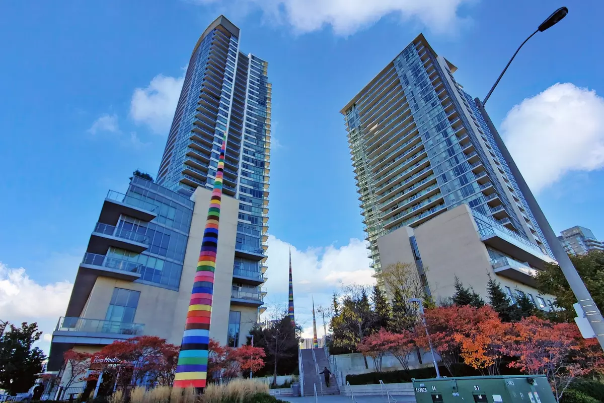 Toronto C15, ON M2J 0A9,70 Forest Manor RD #707