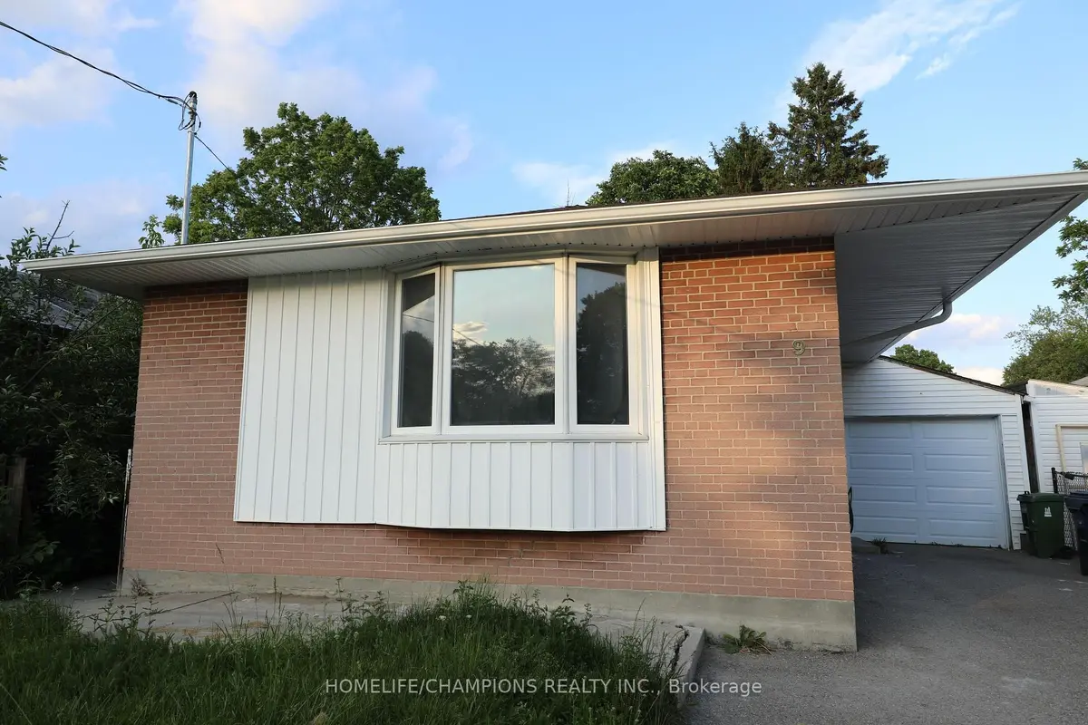 Toronto E10, ON M1E 3L2,9 Stoney Creek DR #Main