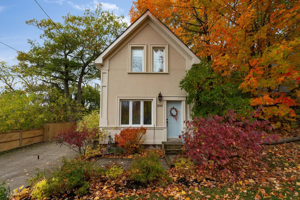 Midland, ON L4R 5J4,206 Centennial DR