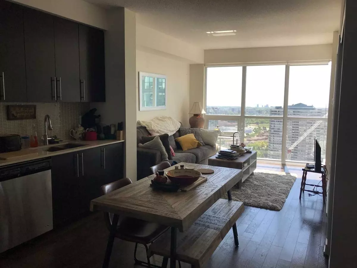 Mississauga, ON L5B 0J8,510 Curran PL #2210