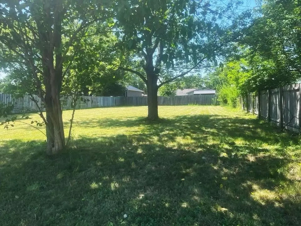 Windsor, ON A0A 0A0,0 Mcrobbie RD