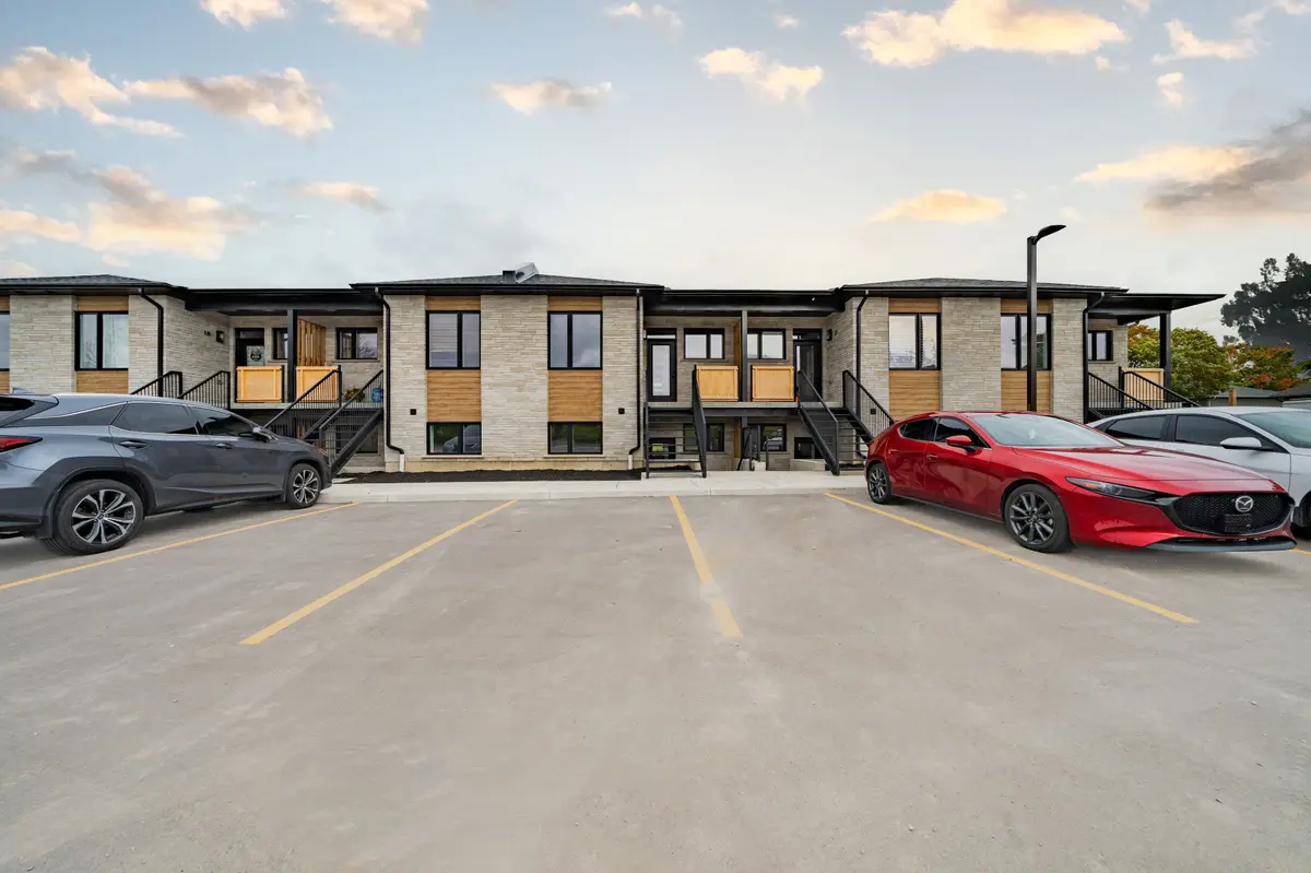 Wellington North, ON N0G 2L2,440 Wellington ST E #20