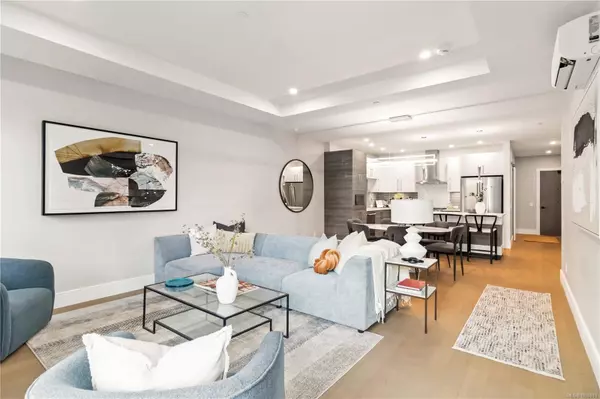 Saanich, BC V8Y 1M4,986 Doumac Ave #103