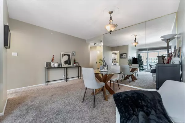 Victoria, BC V8V 4Y4,1020 View St #1004