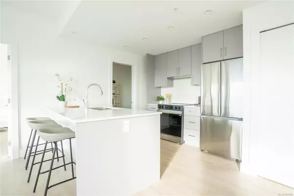 View Royal, BC V9B 7G9,258 Helmcken Rd #401