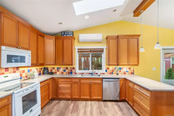 Parksville, BC V9P 1L5,367 McKillop Dr