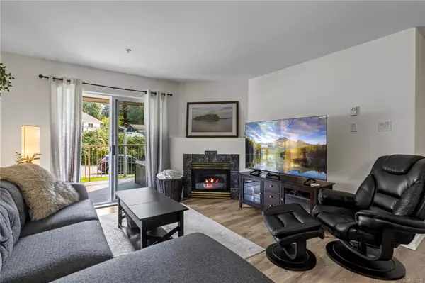 Nanaimo, BC V9T 6L1,4971 Songbird Pl #204