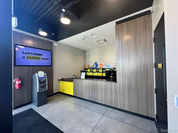 Berkley, MI 48072,2222 West 11 Mile Road RD