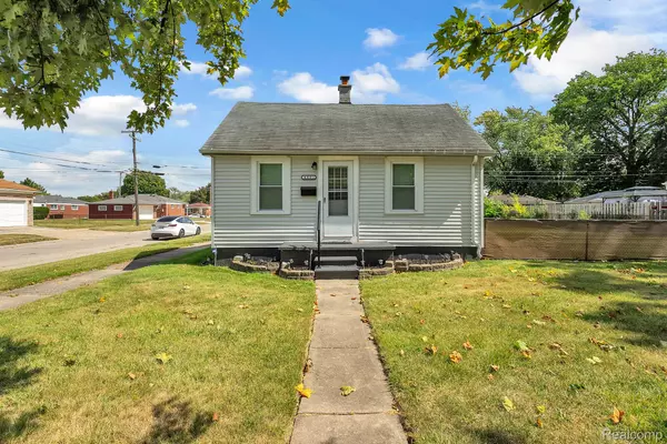 Dearborn Heights, MI 48125,4401 Katherine ST