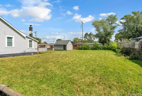 Dearborn Heights, MI 48125,4401 Katherine ST