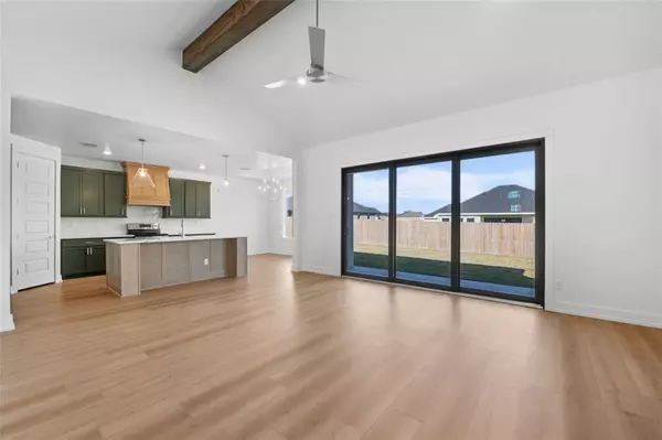 Lorena, TX 76655,301 Boots Court