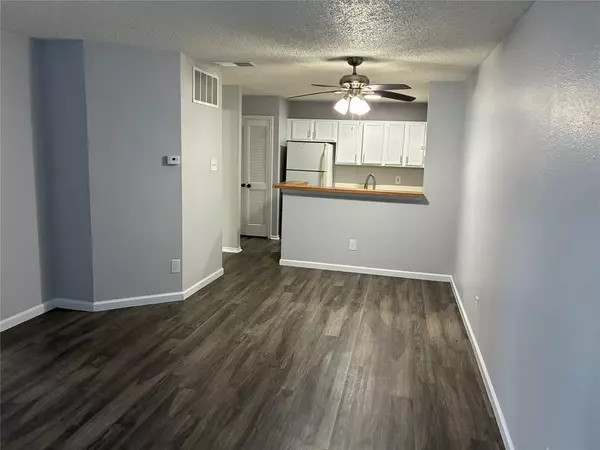 Dallas, TX 75231,6108 Abrams Road #306