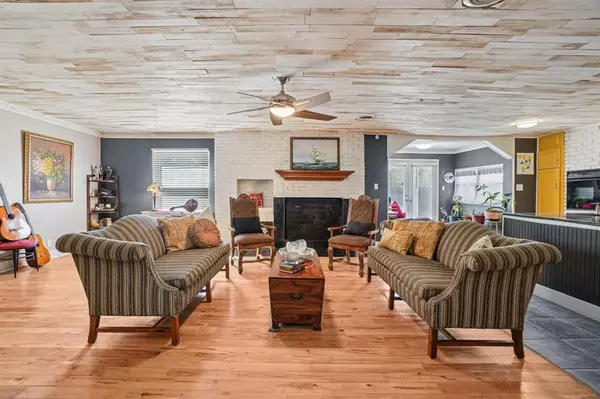 Arlington, TX 76017,4608 Kelly Elliott Road