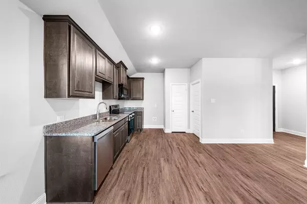 Sulphur Springs, TX 75482,2131 Hollyberry