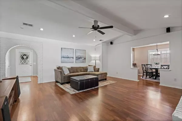 Dallas, TX 75248,7335 La Bolsa Drive