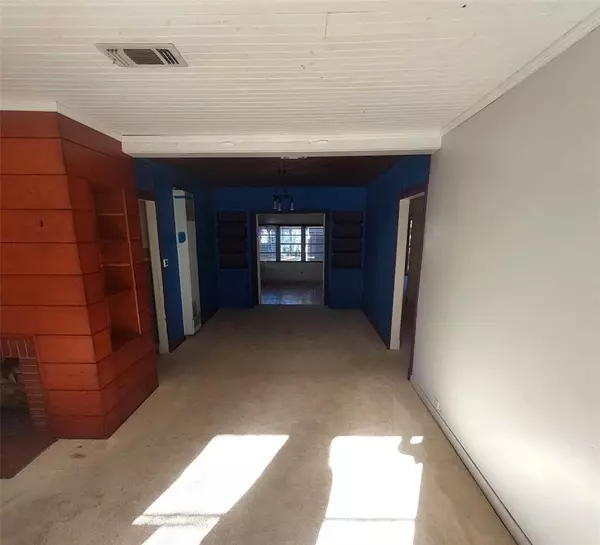 Paris, TX 75460,2131 Hubbard Street