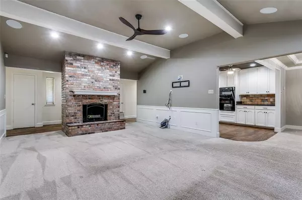 Trophy Club, TX 76262,219 Indian Creek Drive