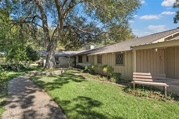 Mcgregor, TX 76657,925 Church Road