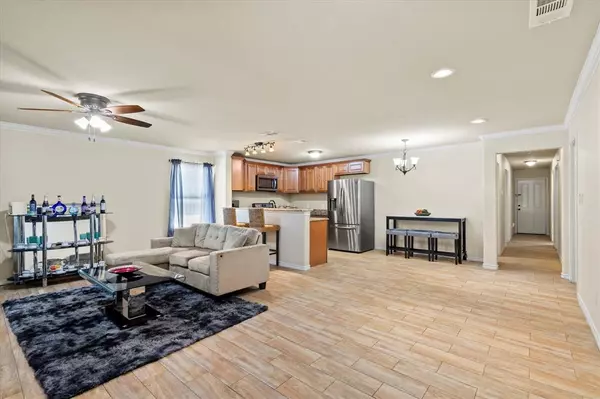 Dallas, TX 75227,2914 Victorian Forest Drive