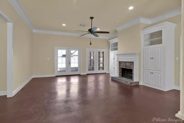 Shreveport, LA 71106,10501 Keysburg Court