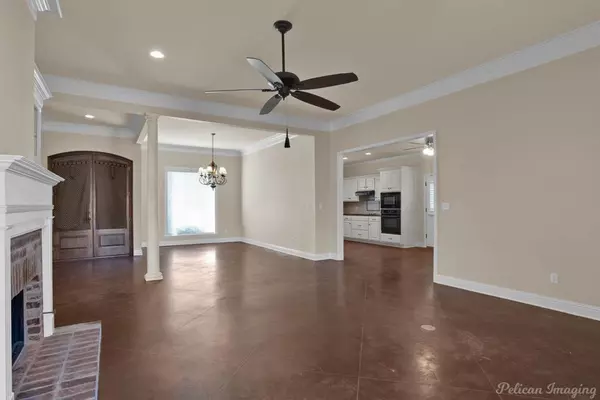 Shreveport, LA 71106,10501 Keysburg Court