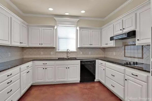 Shreveport, LA 71106,10501 Keysburg Court