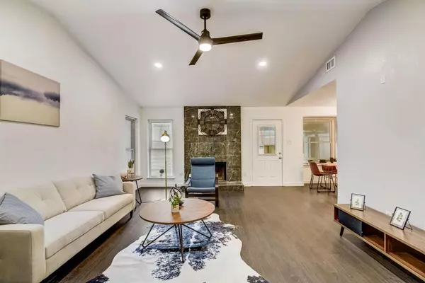 Arlington, TX 76016,4233 Glen Ridge Drive