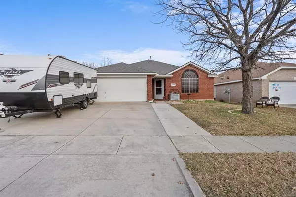 3709 Renzel Boulevard, Fort Worth, TX 76116