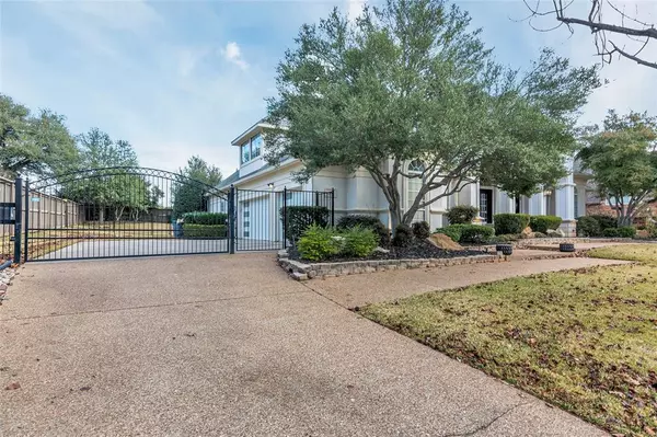 Southlake, TX 76092,608 Logans Lane