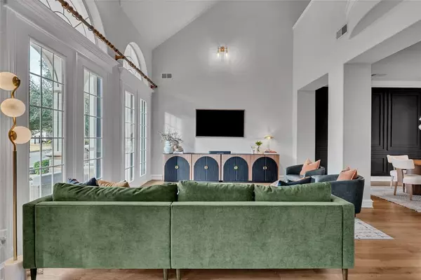 Southlake, TX 76092,608 Logans Lane