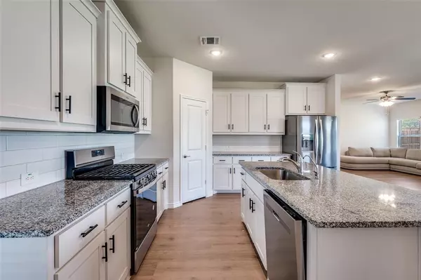 Little Elm, TX 75068,3876 Lyndhurst Avenue