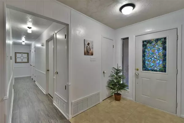 Granbury, TX 76049,9012 Bontura Road