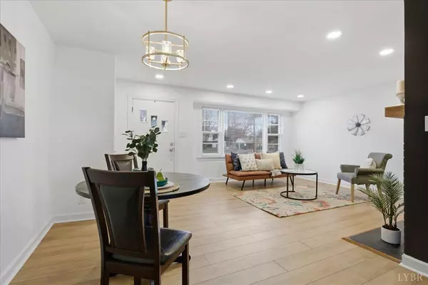 Lynchburg, VA 24502,230 george ST